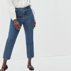 Everlane curvy 90s cheeky jean